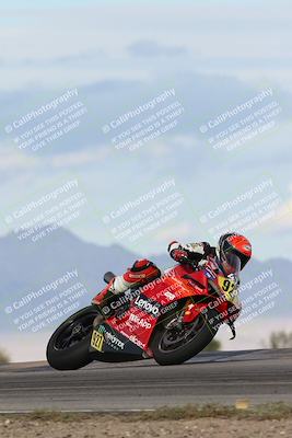 media/Nov-16-2025-Race Pace (Sun) [[8c5fa54630]]/Non Verified Riders (1st 20 Minutes)/7-Turn 9 Entry (210pm)/